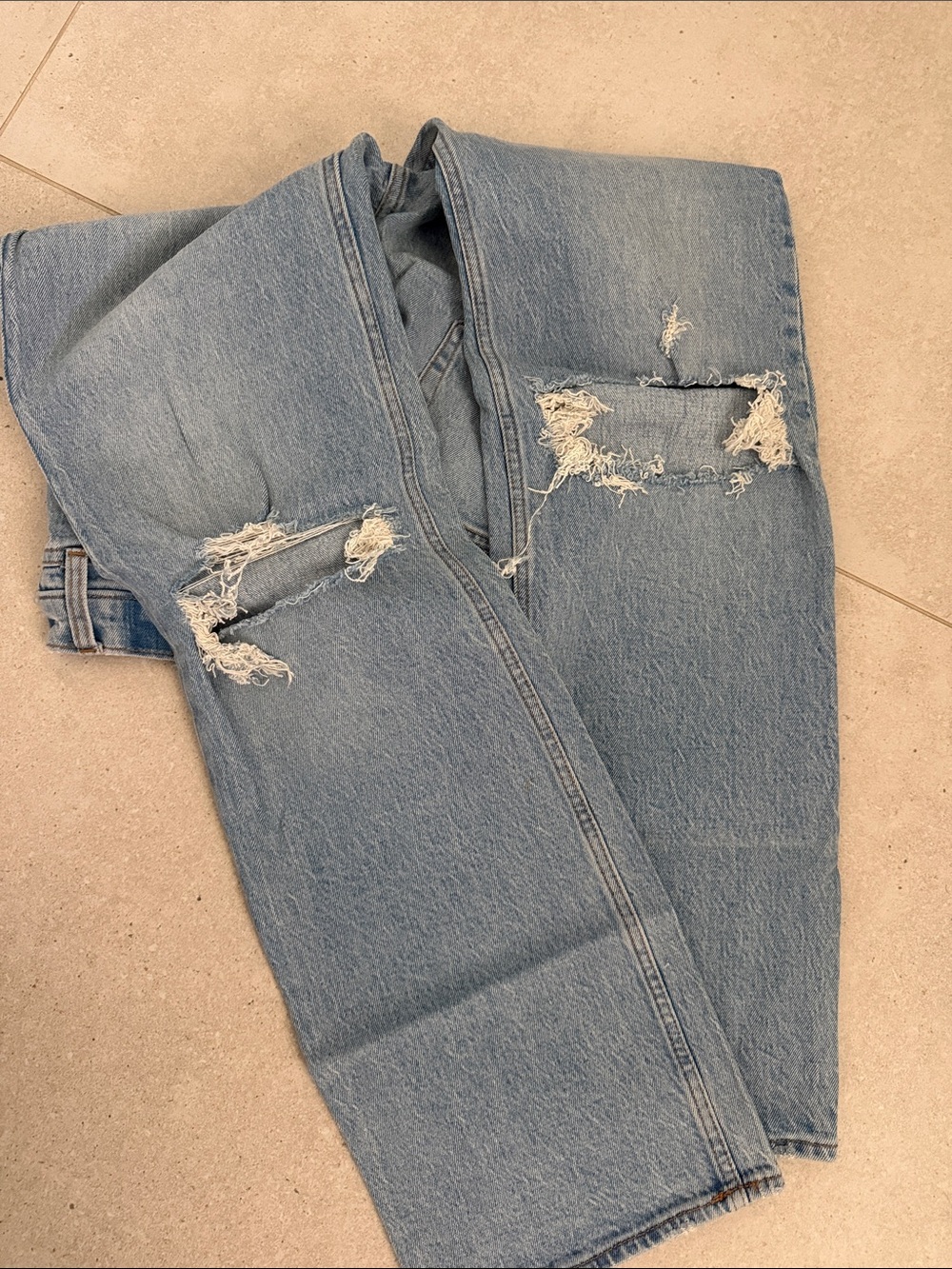 Abercrombie 90’s Relaxed Jean High Rise - Picture 5 of 5